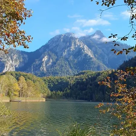 Alpenblick 5, Im Allgaeu, Bergblick Pur - Neueroeffnung! Apartment *