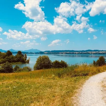 Apartment Alpenblick 5, Im Allgaeu, Bergblick Pur - Neueroeffnung! Halblech